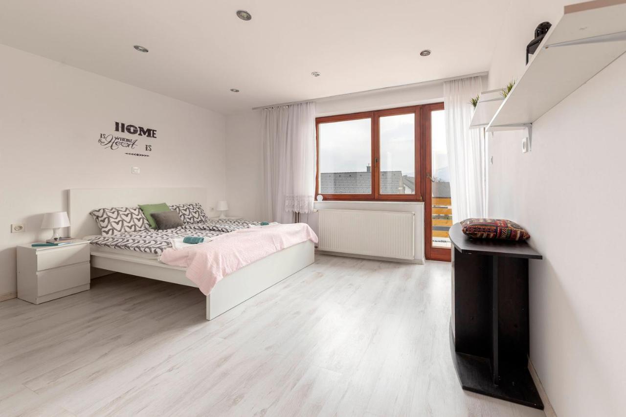 Apartment Mountain Sunrise Škofja Loka Екстериор снимка