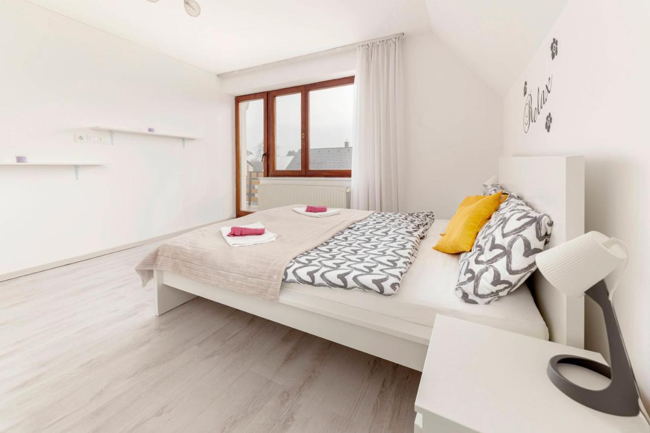 Apartment Mountain Sunrise Škofja Loka Екстериор снимка
