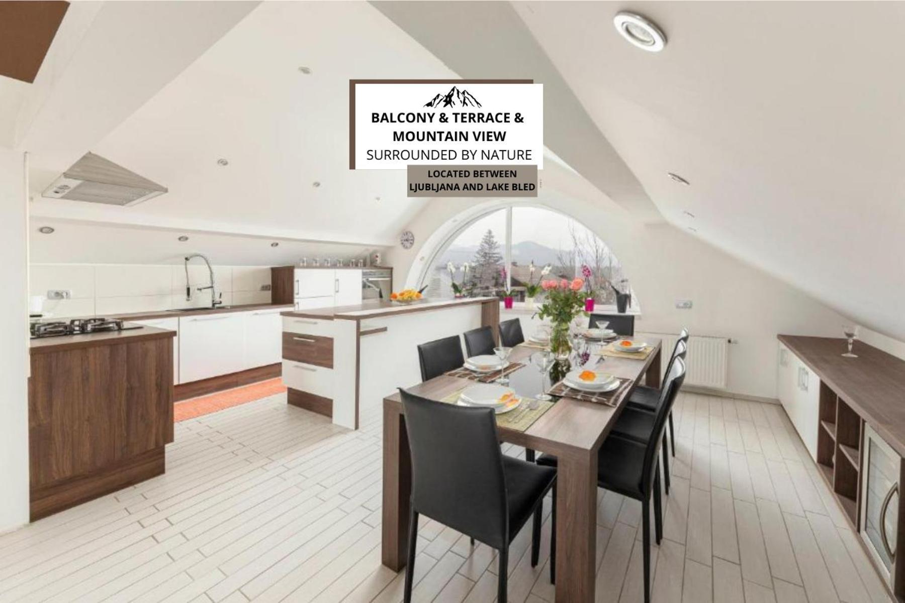 Apartment Mountain Sunrise Škofja Loka Екстериор снимка